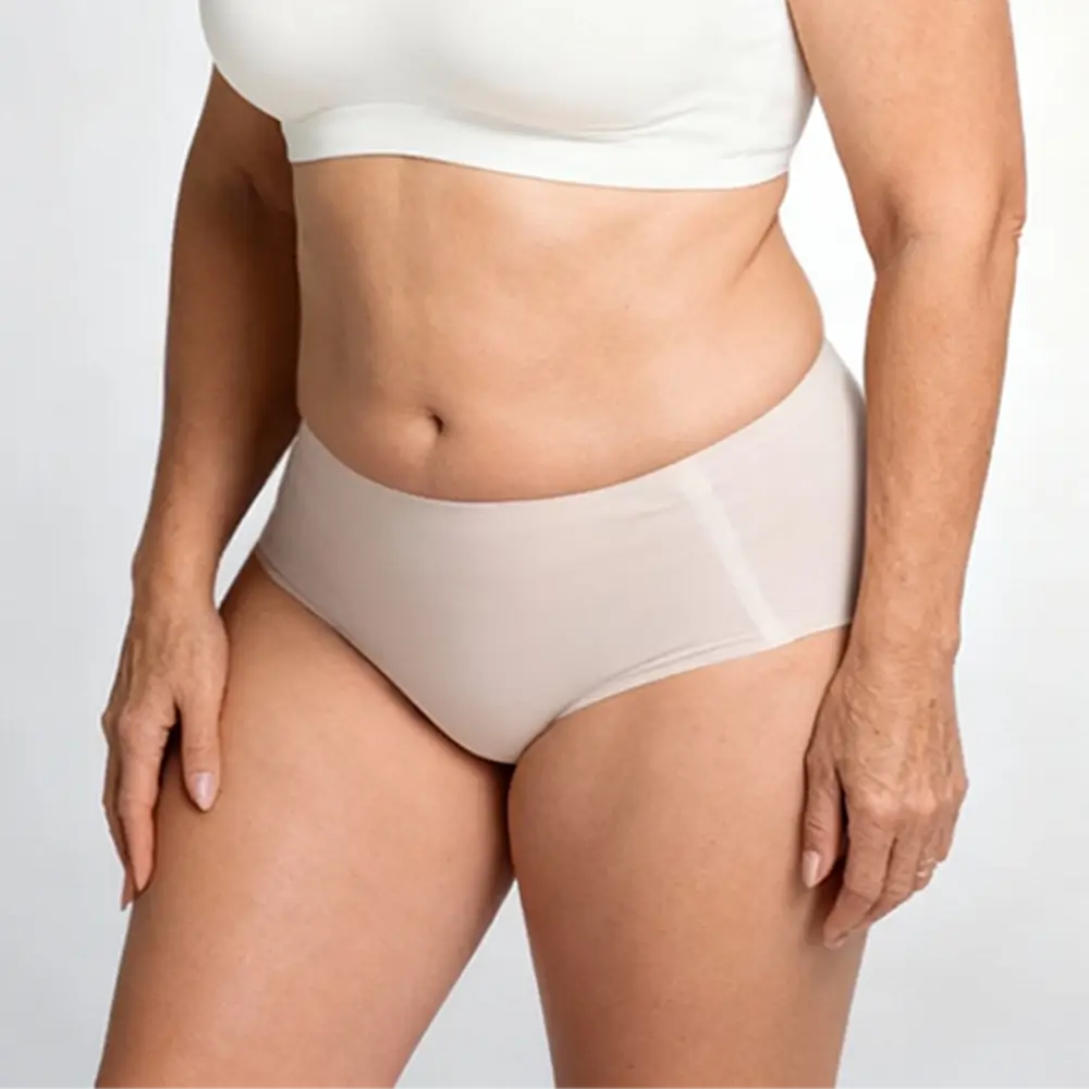 Breathable Seamless Mid-Rise Briefs