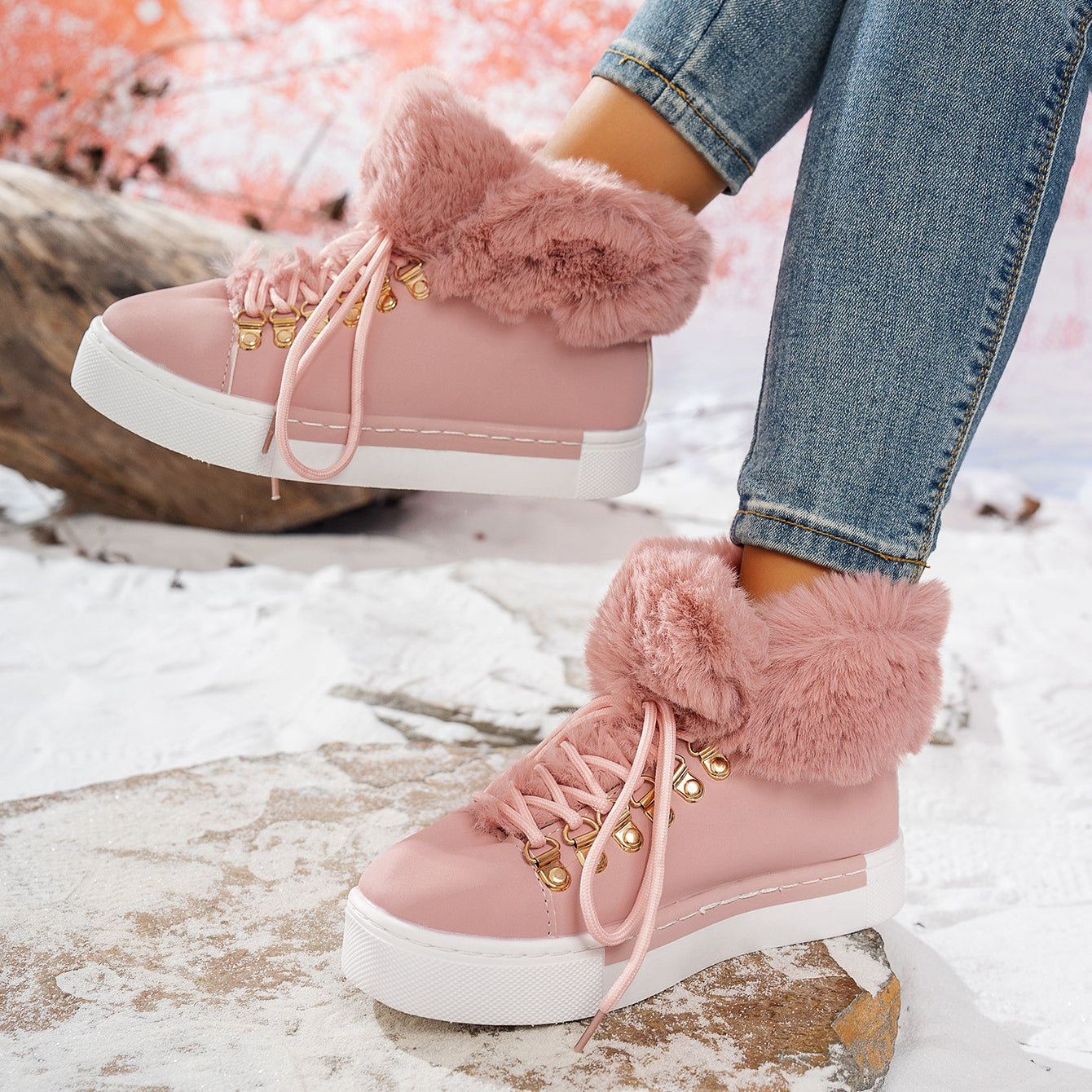 Women's Winter Thick Wool Lace-up Warm Boots